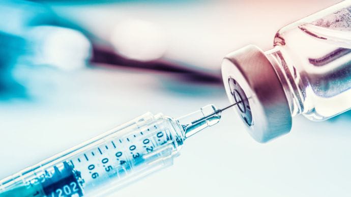 d338050-covid-vaccine3