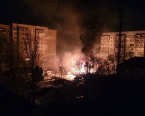 1075302_w_300_lq
