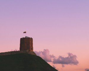 1093373_w_300