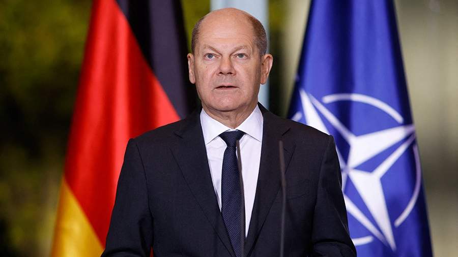 2022-12-01T154407Z_659885511_RC23XX9P3JNW_RTRMADP_3_UKRAINE-CRISIS-GERMANY-NATO.JPG